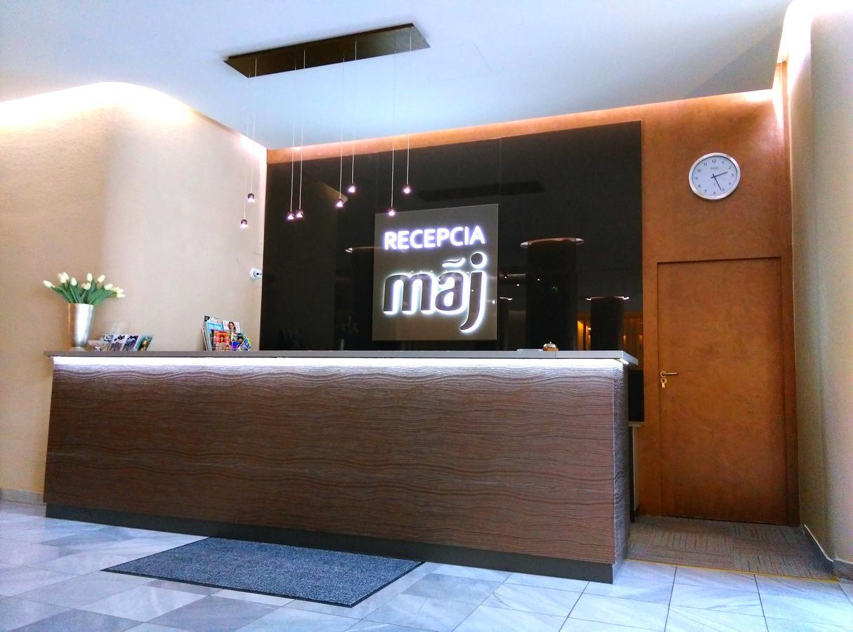 Maj Hotel Medical Wellness 피에슈타니 외부 사진